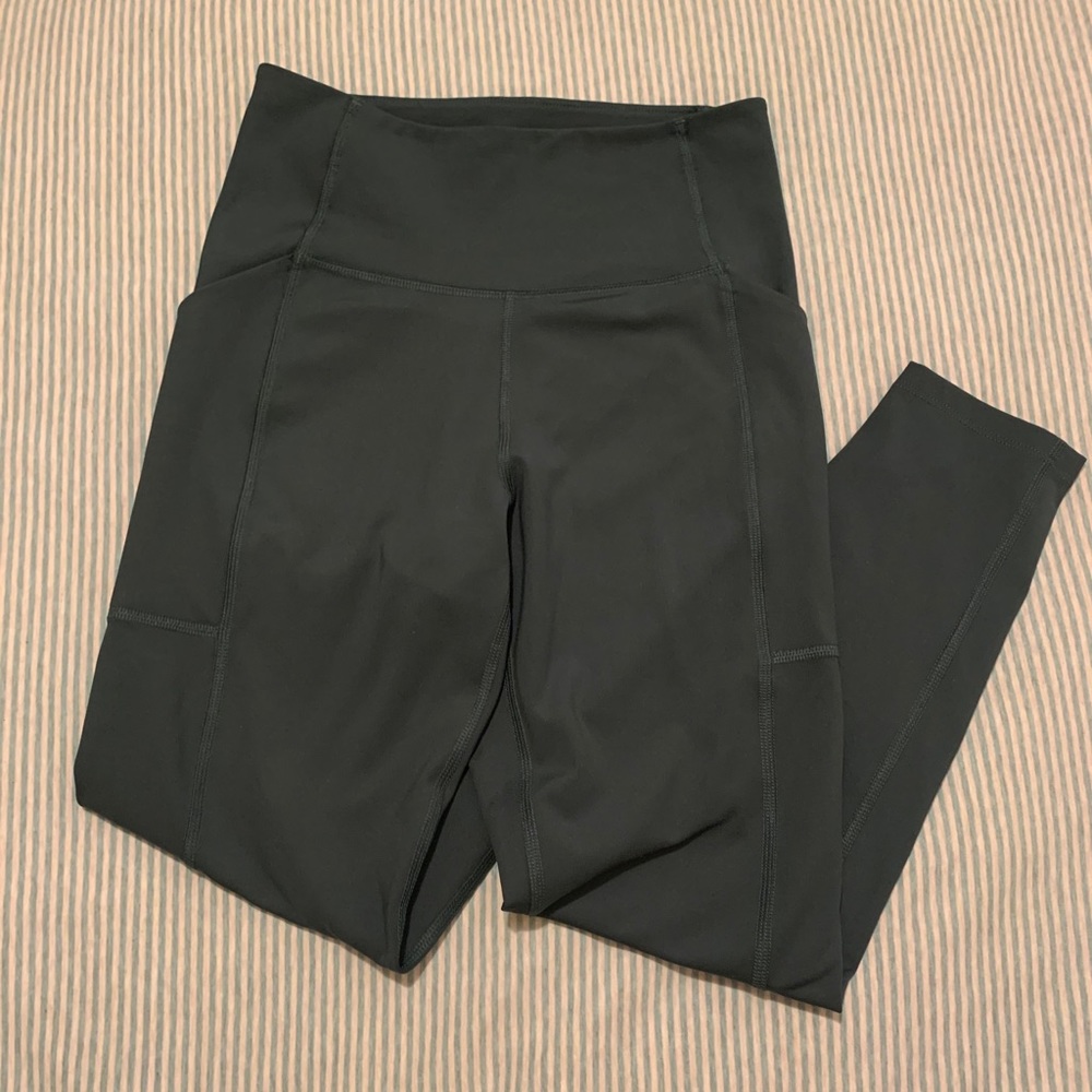 Girlfriend collective highrise pocket legging Moss